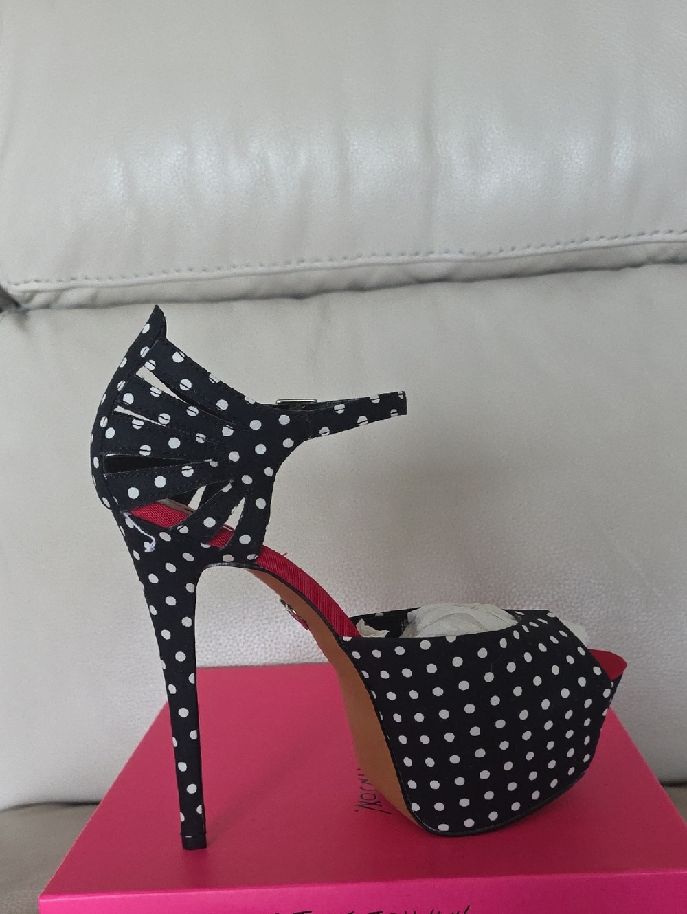 Betsey Johnson Black & White Polka Dot Platform Heels with Red Lining - Picture 3 of 4